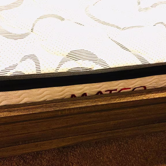 Matco Mattress on Adjustable Bed Matco Mattress on Adjustable Bed