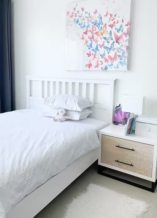 Room - Twin size bed Room - Twin size bed