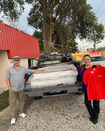 Full mattresses and customers - Pensacola, Fl